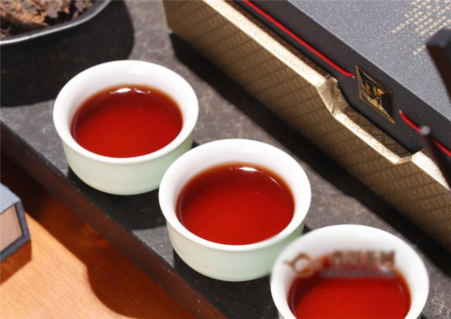 安化黑茶隔夜后还能喝吗?黑茶隔夜喝的危害