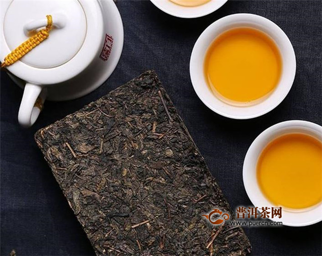 黑茶的功效,中年人喝黑茶4大功效!
